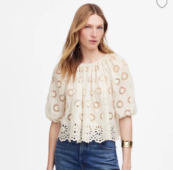 Madewell Tops - Madewell NWT Women’s Embroidered Shirred Eyelet Puff Sleeve Top size Large